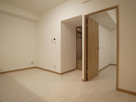 リビング/ダイ...