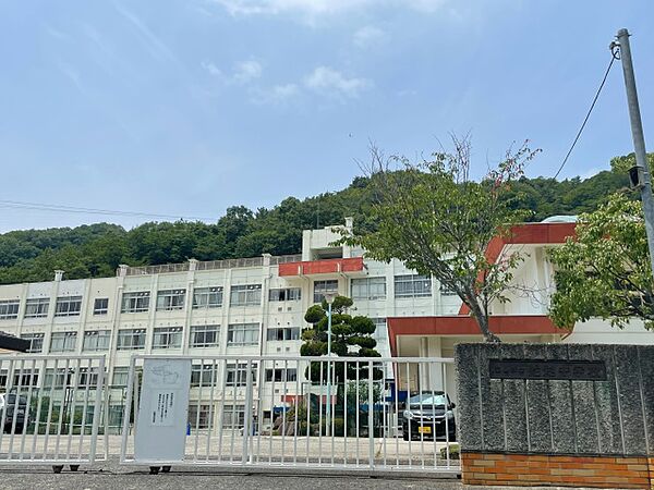 画像15:広島市立船越中学校