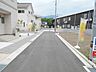 外観：前面道路含む現地写真