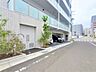 周辺：マンション北側にゴミ置き場があります。