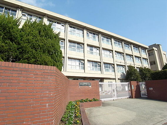 深津中学校　約...