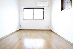 東京メトロ丸ノ内線 新中野駅 徒歩5分の賃貸マンション 1階ワンルームのリビング/ダイニング