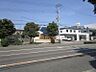 その他：松虫通に面しています。前面道路は歩道付きの公道広々約２５ｍです。