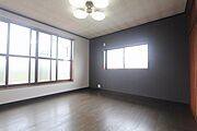 ２階洋室８帖