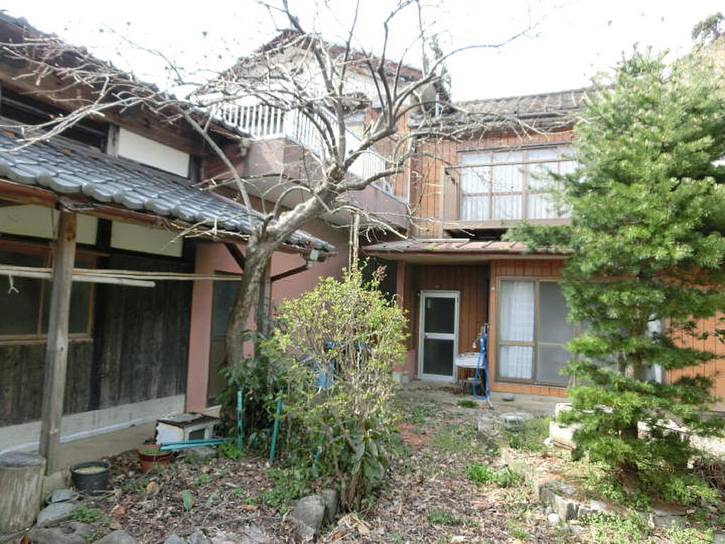 detached 新潟県佐渡市加茂歌代