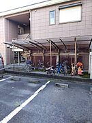 駐輪場・敷地内駐車場