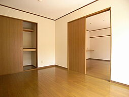 リッチフィールド1番館 202 2階2LDKのリビング/ダイニング