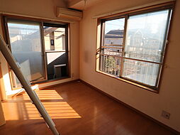 マ・メゾン・エフ 201 2階1Kのリビング/ダイニング