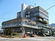 海南市役所まで968m