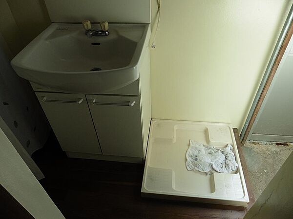 画像8:室内洗濯機置き場