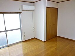 アースパックス１号棟 105 1階1Kのリビング/ダイニング