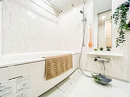 [風呂] 心地よさと清潔、掃除のしやすさにこだわったバスルーム。