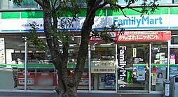 [周辺] ファミリーマート 川崎チネチッタ通り店（458m）