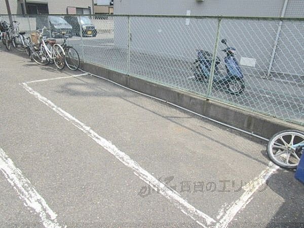 駐車場：駐車場