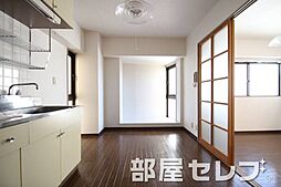 ニューアーバン 3階2DKのリビング/ダイニング