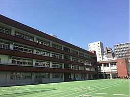 [周辺] 千代田区立神田一橋中学校まで850m 「向学」「礼節」「貢献」