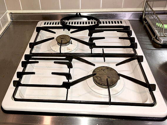 2口のガスコン...