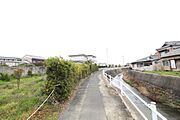 前面道路（2021年3月撮影）