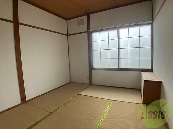 画像10:寝室は建具で仕切られているので、寝室の空間を作れますね！