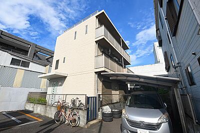 New 東小松川４丁目 鉄筋コンクリート庭付き２世帯住宅の一戸建て 07年2月築 156 51m2 3ldk 7 980万円
