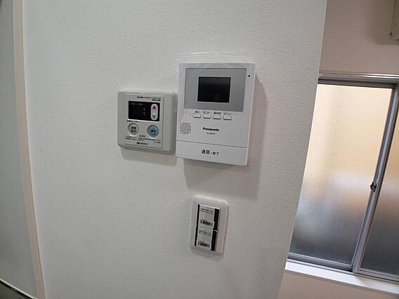 TVモニターホ...