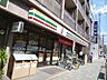 周辺：セブンイレブン烏丸丸太町西店