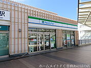 ファミリーマート新豊橋駅店 458m