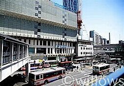[周辺] 渋谷駅(JR 山手線) 徒歩9分。 670m
