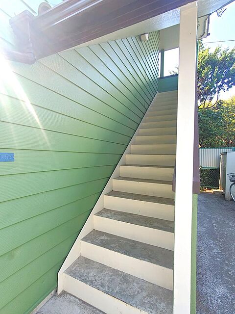 10 / 16