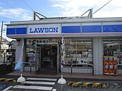 ローソン 高槻如是町店 徒歩11分。 850m