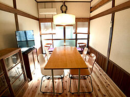 ゼンマイソウ　女性専用シェアハウス 202 2階ワンルームのリビング/ダイニング