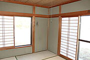 東南角部屋の明るい和室