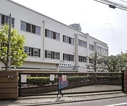 [周辺] 新宿区立落合第二小学校 徒歩6分。 420m