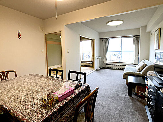 リビングダイニ...