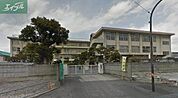 岡山市立石井小学校 427m