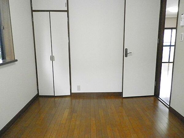 サンＶパーク6 1階 | 千葉県松戸市新松戸南 賃貸マンション 寝室