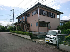 北迫邸 2LDK1部屋（2階部分） ｜ 宮崎県宮崎市学園木花台北２丁目16-1（賃貸一戸建2LDK・--・73.43㎡） その1