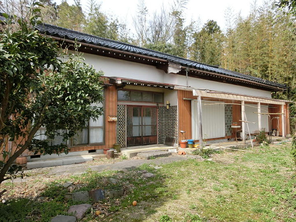 detached 新潟県佐渡市加茂歌代