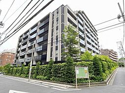 [外観] ビッグターミナル「渋谷」駅より徒歩7分バレーサービス有コンシェルジュサービス付のマンションです。