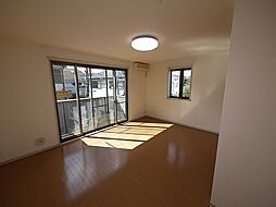 三恵ハイム・カームスプリング 106 1階1Kのリビング/ダイニング