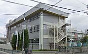 門真市立門真小学校 306m
