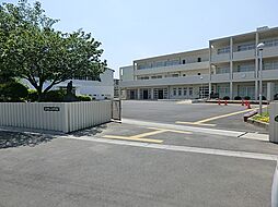 [周辺] （松戸市立小金中学校）校則が厳しいが良い学校だと思います。行事に積的です