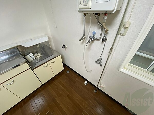 画像19:洗濯機置場は室内にあるのでもちろんいつでも洗濯できます。