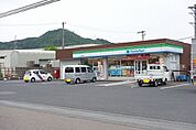 ファミリーマート 八百津牧野店 400m
