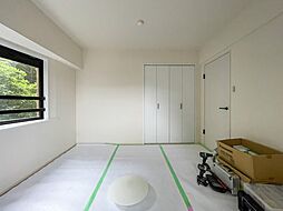 [子供部屋] 感性を育むプライベートルームはシンプルでスマートな空間。（2022年10月撮影）