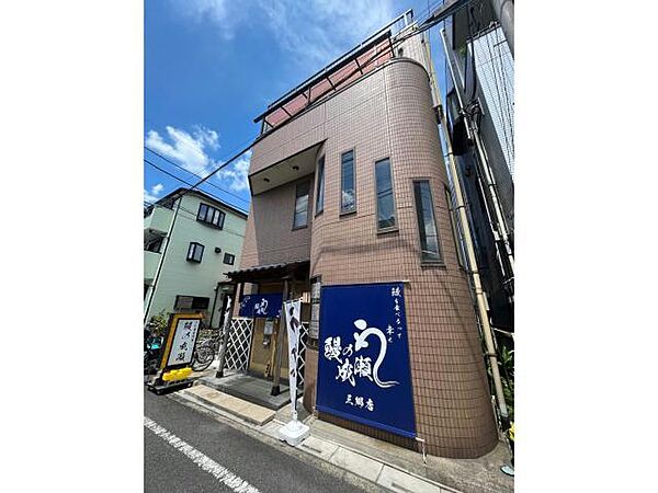 戸ヶ崎店舗住宅 ｜埼玉県三郷市戸ケ崎１丁目(賃貸マンション2DK・3階・62.16㎡)の写真 その1