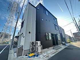 ルーエ  ｜ 東京都足立区六町２丁目（賃貸マンション1R・1階・22.15㎡） その1