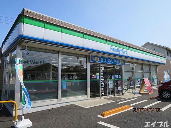 ファミリーマート袖ヶ浦長浦店191m