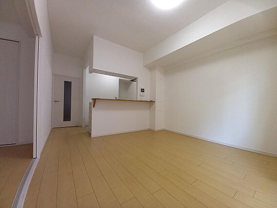 リビング/ダイ...