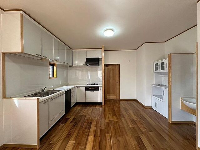 キッチン 岡山市南区福富西3丁目